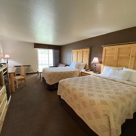 Sisters Inn & Suites Экстерьер фото